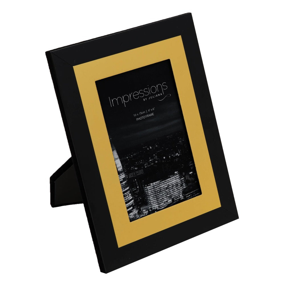 Impressions Aluminium Photo Frame Black Outer Rim  4" x 6"  A contemporary two tone matt black and brushed gold aluminium photo frame. From IMPRESSIONS® - letting your photos speak their thousand words.