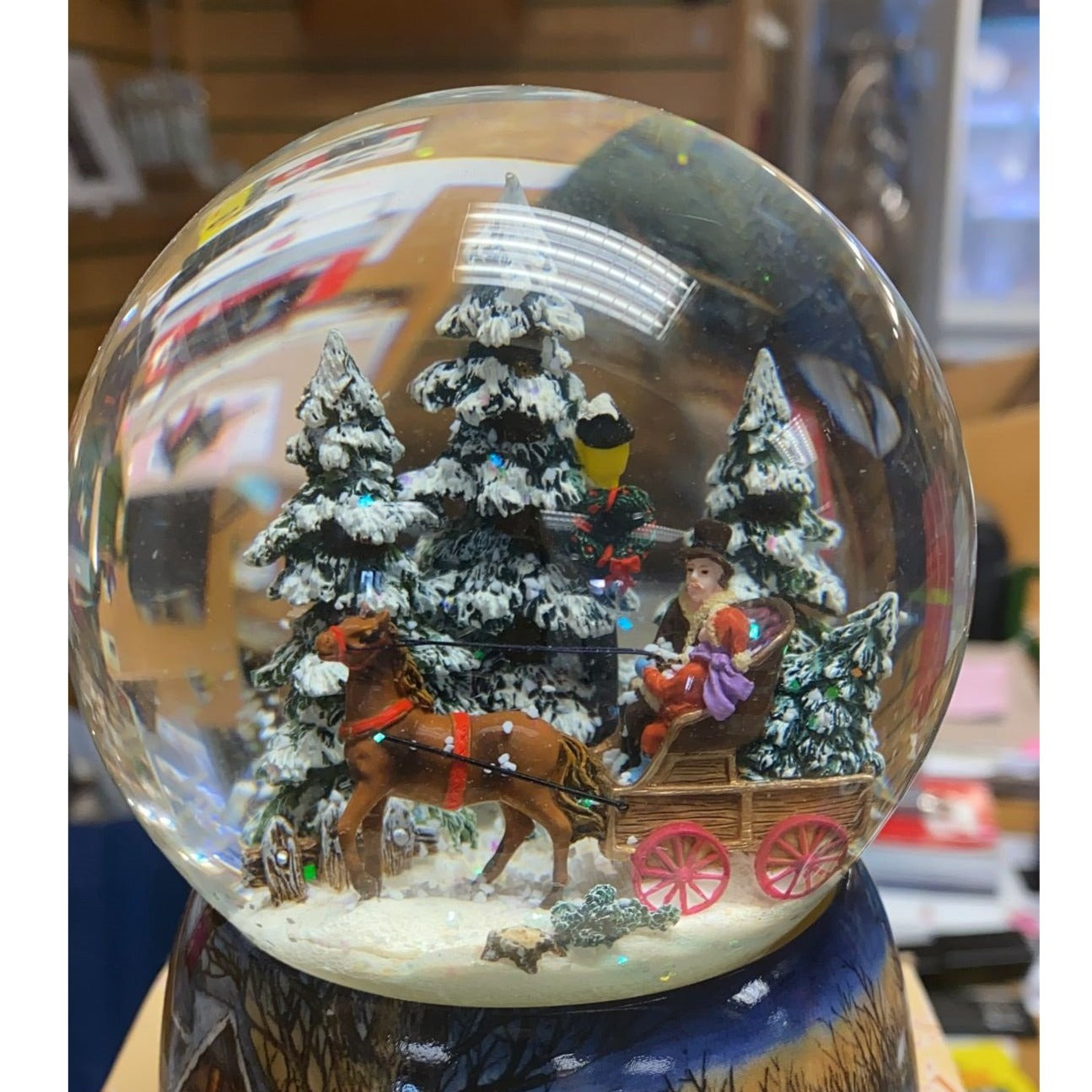 Musicbox World Snow Globe Winter Carriage