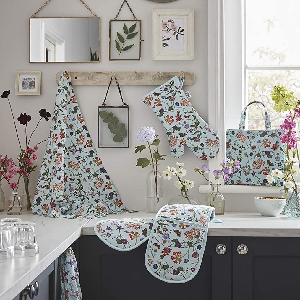 Ulster Weavers Gauntlet Oven Glove RHS Spring Floral