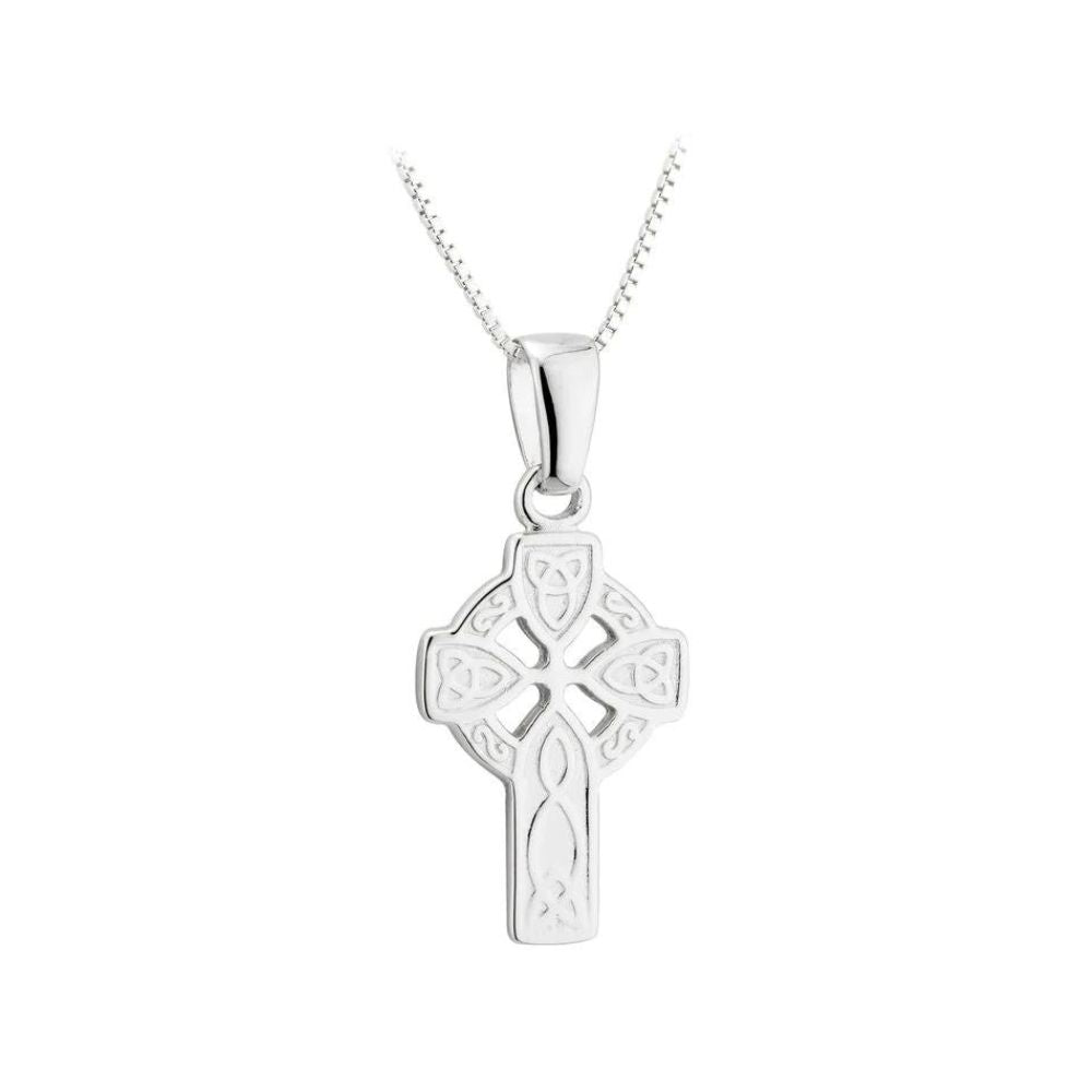 Solvar Acara Sterling Silver Small Engraved Celtic Cross Pendant The Celtic Cross in this pendant dates back to the ninth century and creates a strong connection with the wearer’s faith as well as with Irish tradition. Our expert designers have crafted an unrivalled collection of Celtic Crosses, and this striking sterling silver version has been engraved with Celtic knot-work.
