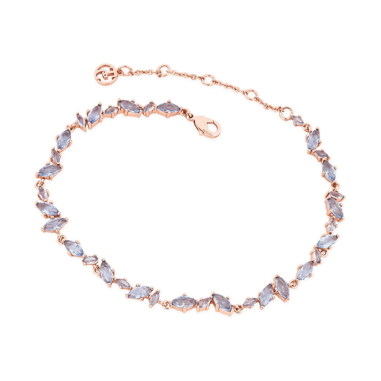 Tipperary Crystal Maureen O’Hara Marquise Blue Rose Gold Bracelet This versatile bracelet can be worn casually or with additional pieces from this collection to create a more dramatic look. Fashioned in Rose gold this bracelet is beautiful paired with its matching earrings. It secures safely with a lobster claw clasp and has the convenience of an extension chain.