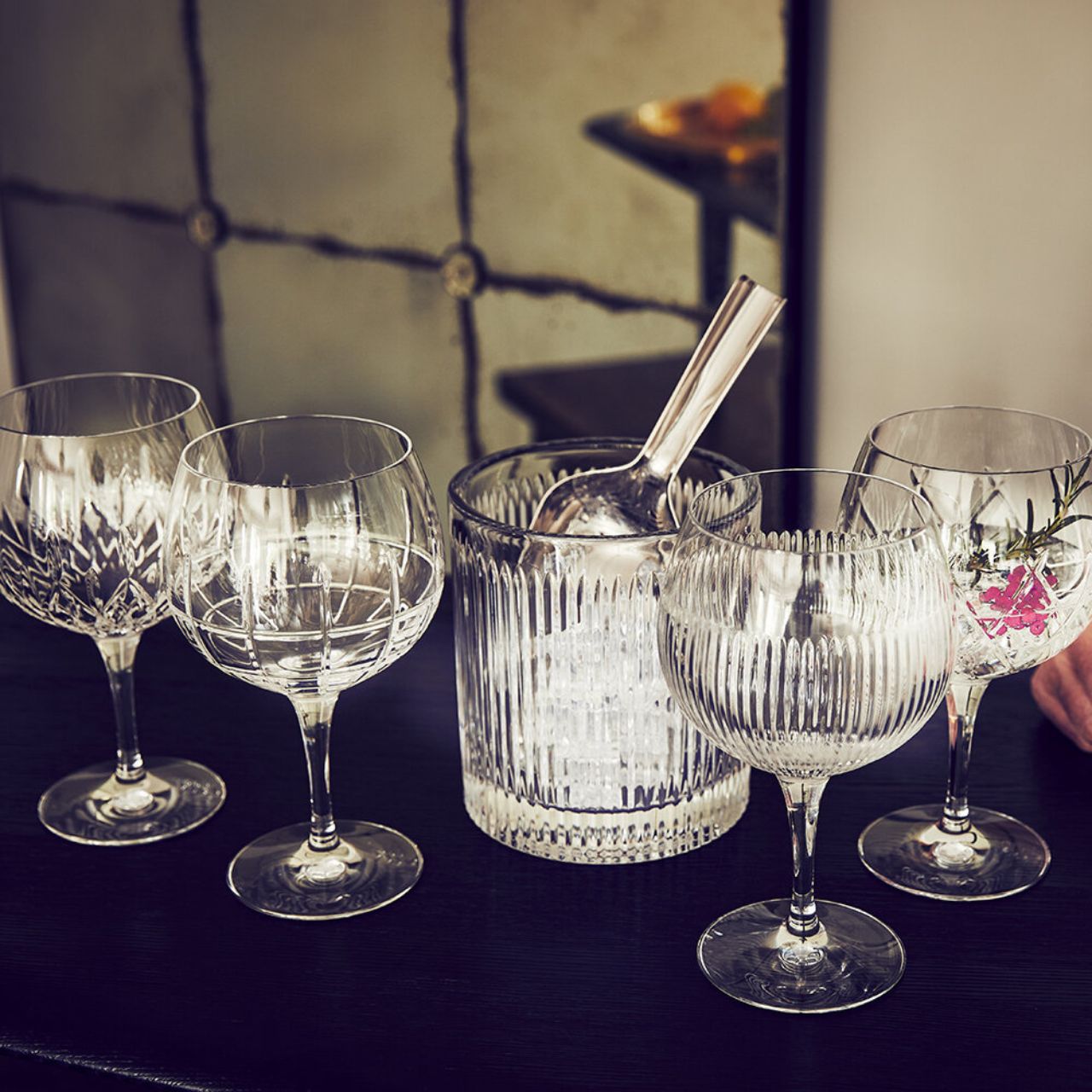 Waterford Gin Journeys Aras Balloon Glasses Pair Gin Journeys is a collection created for the optimum Gin experience. Steeped in history with inspiration being drawn from Waterford's heritage to gin, dating back to the Victorian era. Waterford's striking range of gin glasses have been designed with tasting experts to help enrich the aromas and infuse the flavors of the botanicals.