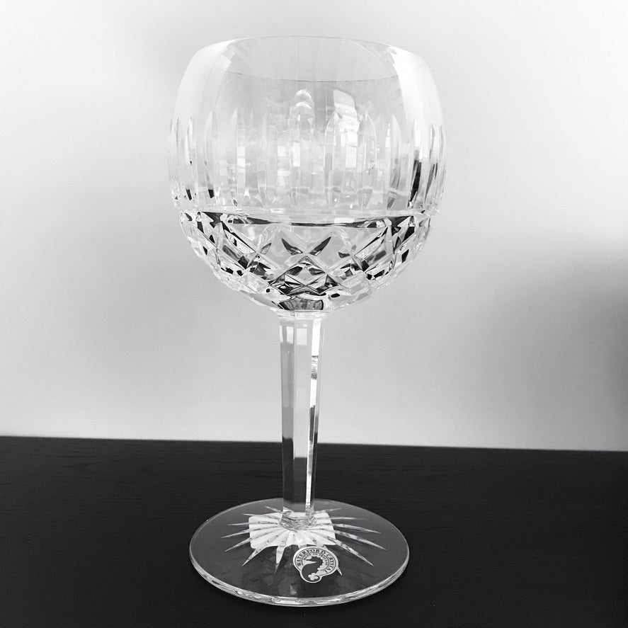 Waterford Crystal Maeve Oversize Wine  This classic Maeve Oversize Wine from Waterford offer the perfect serve for water, juice or your favourite fruit punch, and are the ideal luxury all-purpose drinking glass for your home.